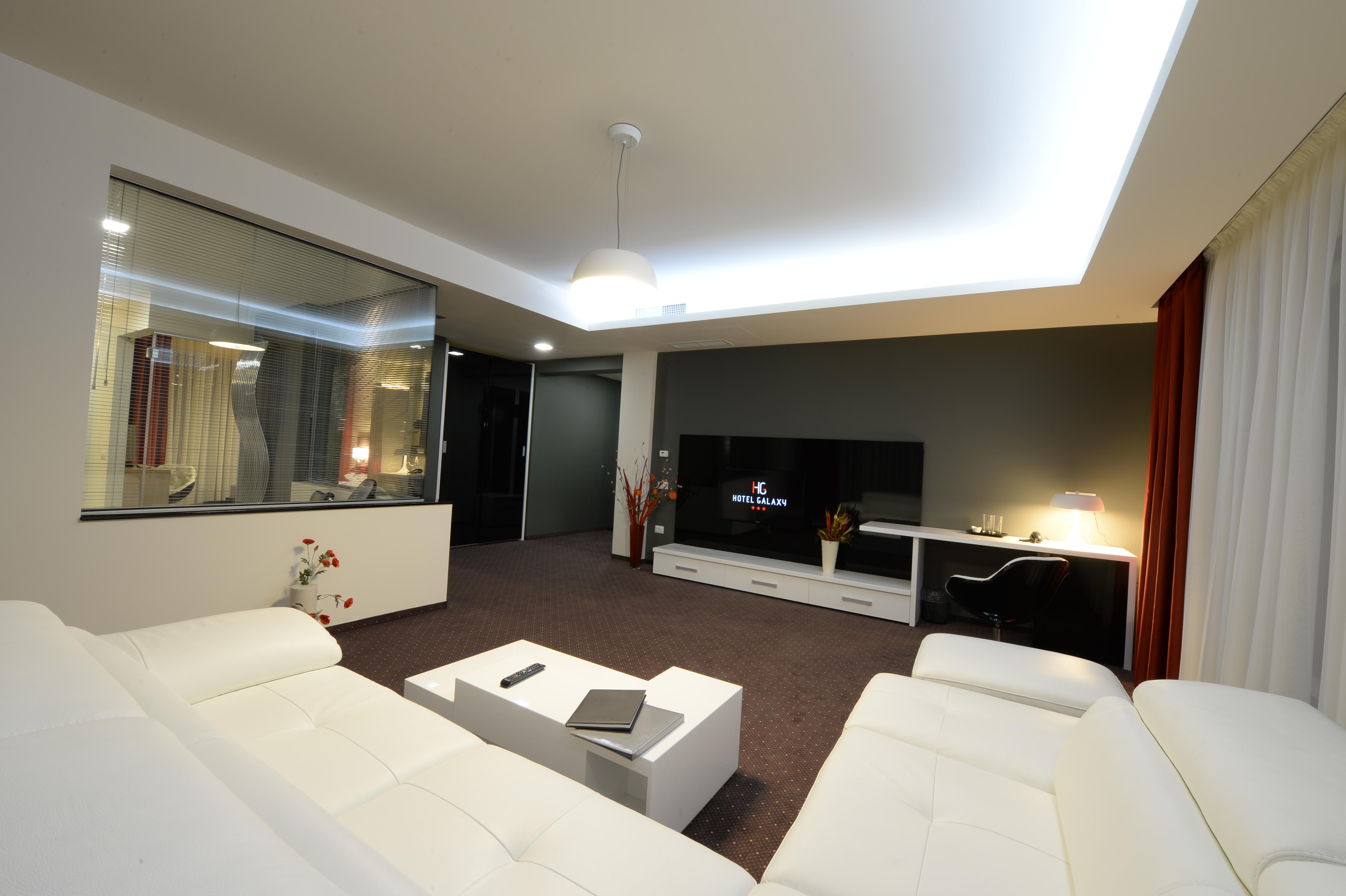 Dumbravita  Hotel Galaxy מראה חיצוני תמונה