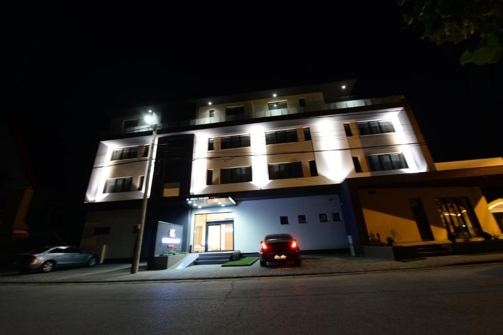 Dumbravita  Hotel Galaxy מראה חיצוני תמונה
